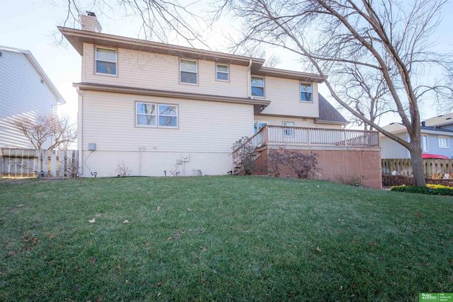 13818 Marinda Circle, Omaha, NE 68144