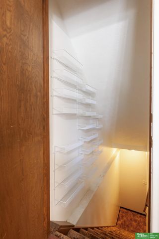 13818 Marinda Circle, Omaha, NE 68144