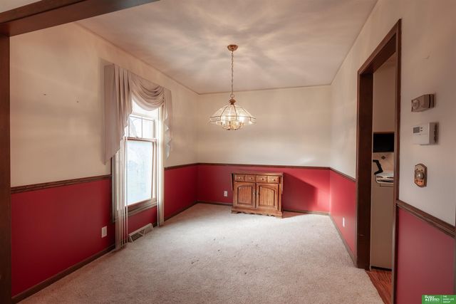 13818 Marinda Circle, Omaha, NE 68144