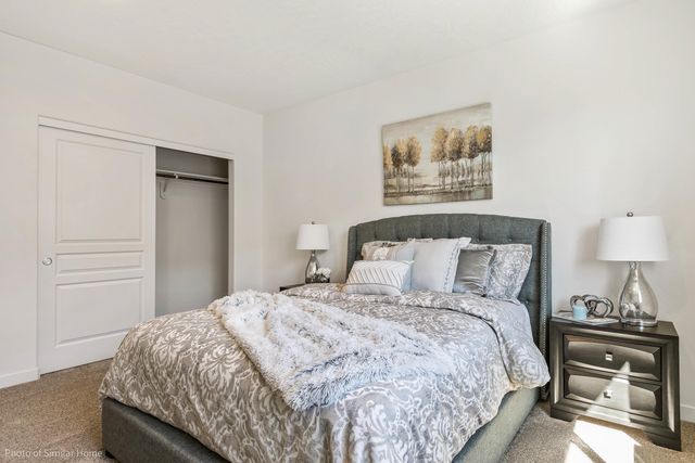 8709 N Hemlock Rd, Spokane, WA 99208