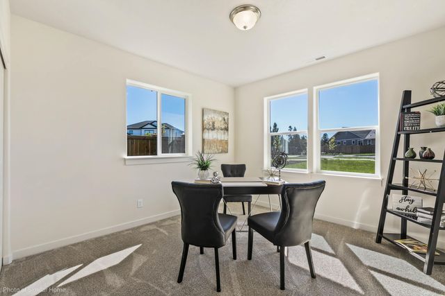 8709 N Hemlock Rd, Spokane, WA 99208