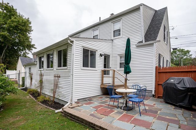3 Birchwood Place, Dover, NH 03820