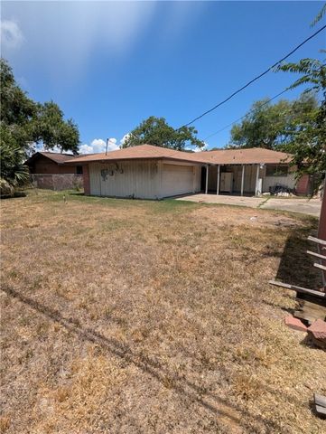 4017 Tripoli Dr, Corpus Christi, TX 78411
