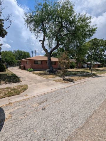 4017 Tripoli Dr, Corpus Christi, TX 78411