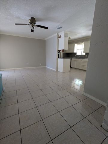 4017 Tripoli Dr, Corpus Christi, TX 78411