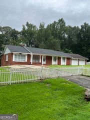 684 Hog Liver Road, Carrollton, GA 30117