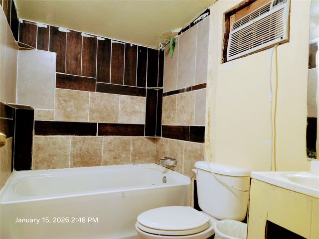 1909 Lariat Lane, Burleson, TX 76028