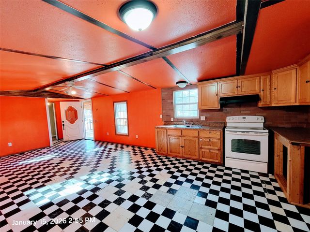 1909 Lariat Lane, Burleson, TX 76028