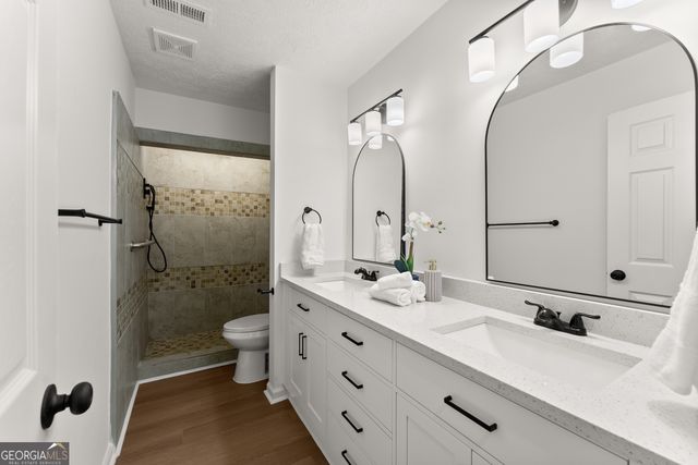 7 Dry Pond Drive, Clayton, GA 30525