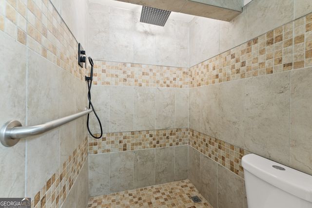 7 Dry Pond Drive, Clayton, GA 30525