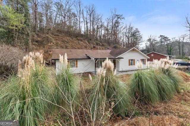 7 Dry Pond Drive, Clayton, GA 30525