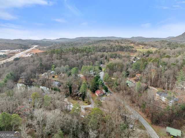 7 Dry Pond Drive, Clayton, GA 30525