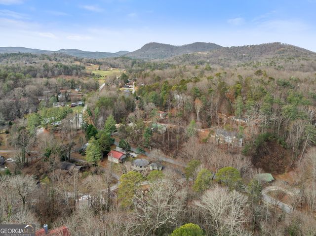 7 Dry Pond Drive, Clayton, GA 30525