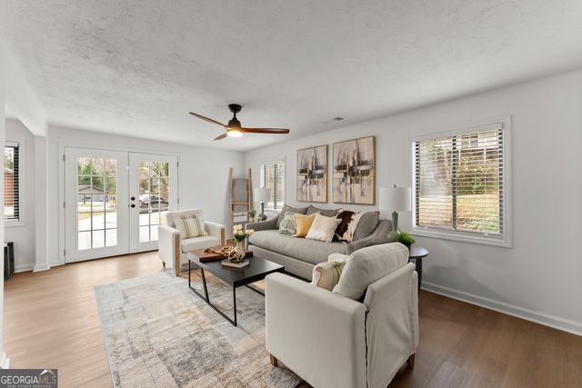 7 Dry Pond Drive, Clayton, GA 30525