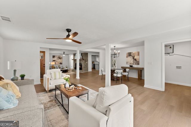 7 Dry Pond Drive, Clayton, GA 30525