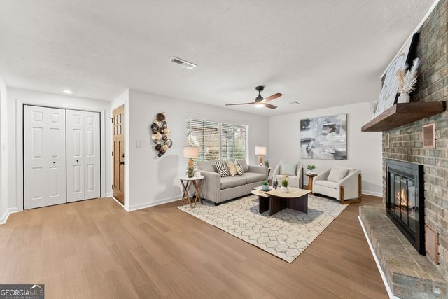 7 Dry Pond Drive, Clayton, GA 30525