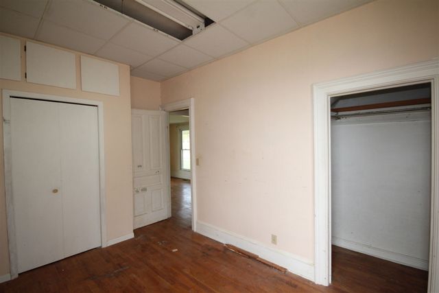 304 E Prairie Street, Vicksburg, MI 49097