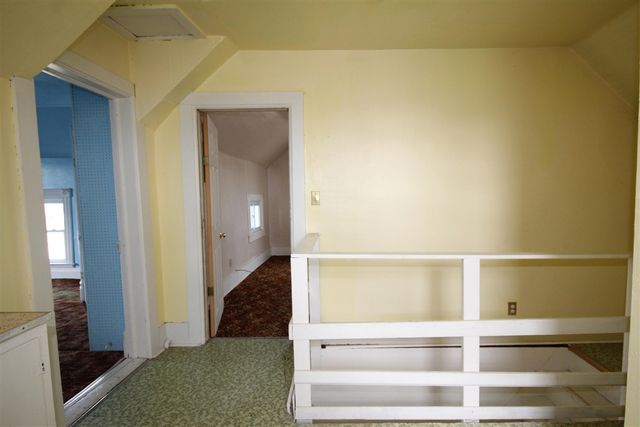 304 E Prairie Street, Vicksburg, MI 49097