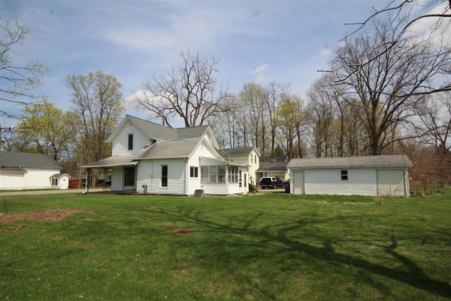 304 E Prairie Street, Vicksburg, MI 49097