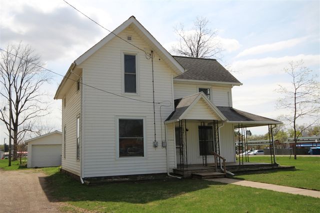 304 E Prairie Street, Vicksburg, MI 49097