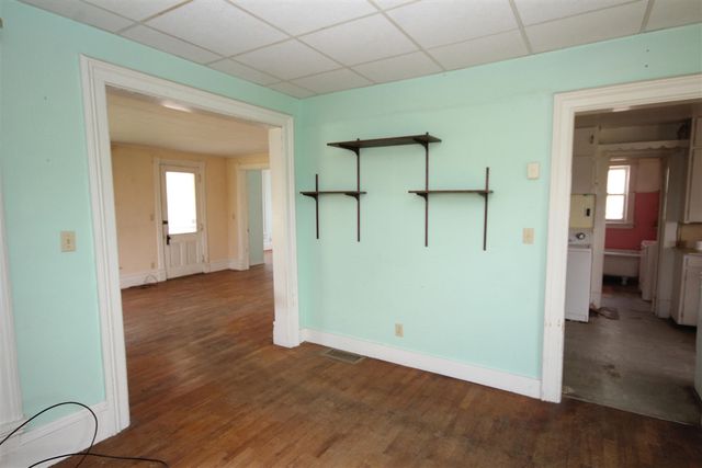 304 E Prairie Street, Vicksburg, MI 49097