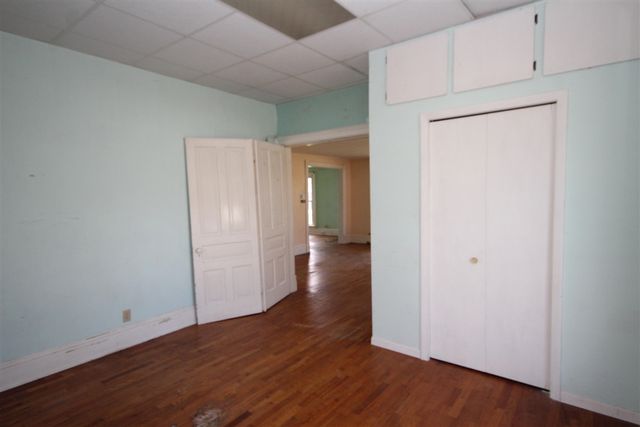 304 E Prairie Street, Vicksburg, MI 49097