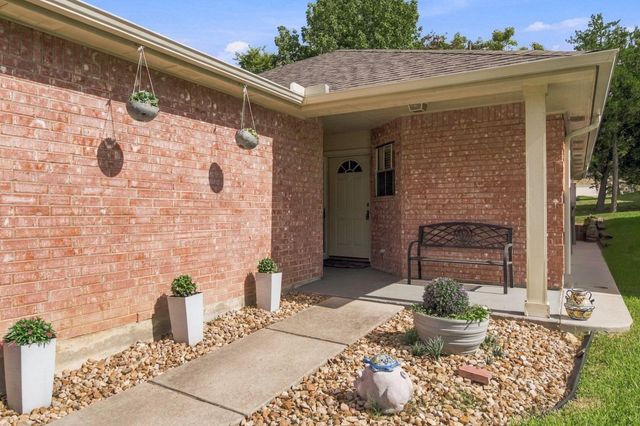 117 Harbour Town Circle, Montgomery, TX 77356