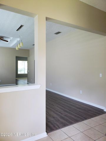 1042 BRIARCREEK Road, Jacksonville, FL 32225