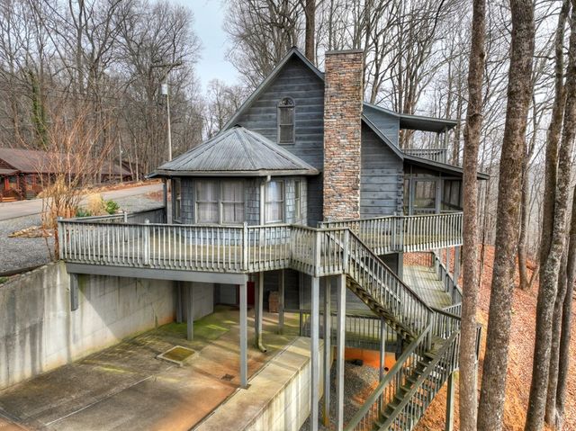 1186 Walnut Ridge, Ellijay, GA 30536