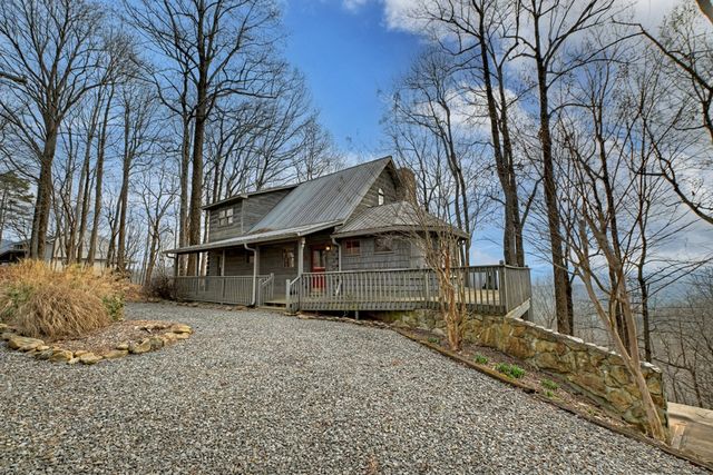 1186 Walnut Ridge, Ellijay, GA 30536