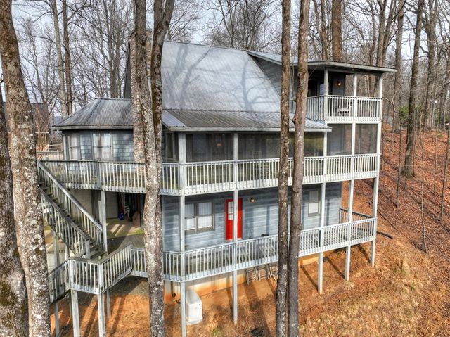 1186 Walnut Ridge, Ellijay, GA 30536