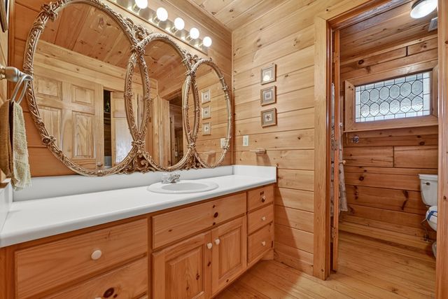 1186 Walnut Ridge, Ellijay, GA 30536