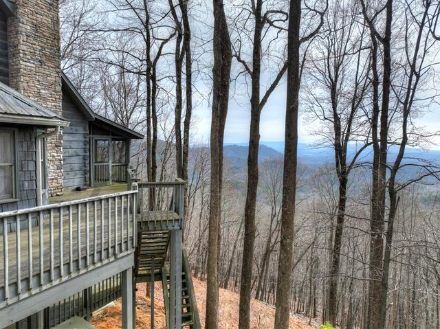 1186 Walnut Ridge, Ellijay, GA 30536