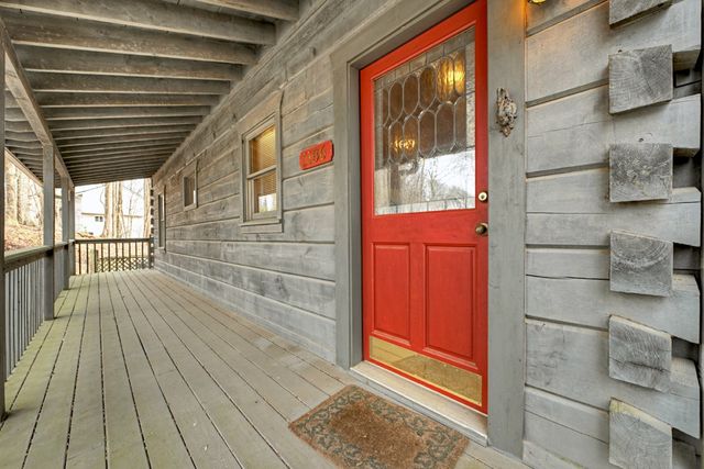 1186 Walnut Ridge, Ellijay, GA 30536