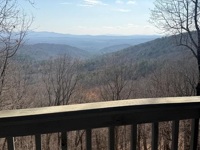 1186 Walnut Ridge, Ellijay, GA 30536