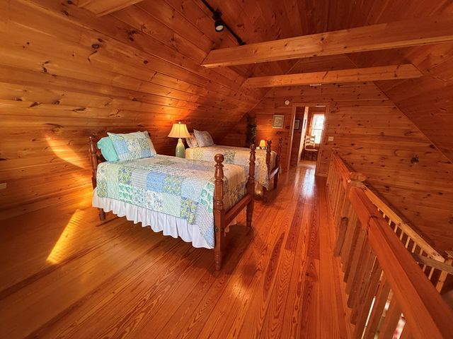 1186 Walnut Ridge, Ellijay, GA 30536