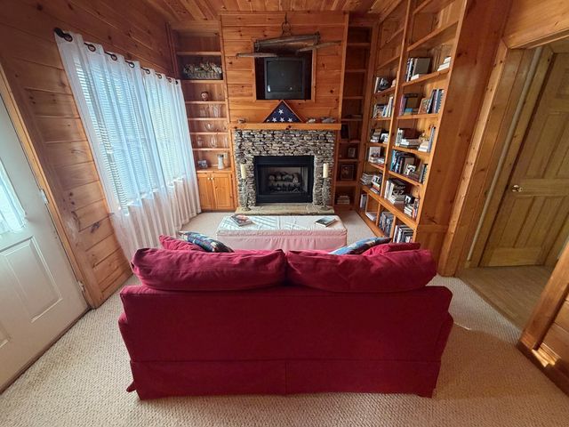 1186 Walnut Ridge, Ellijay, GA 30536