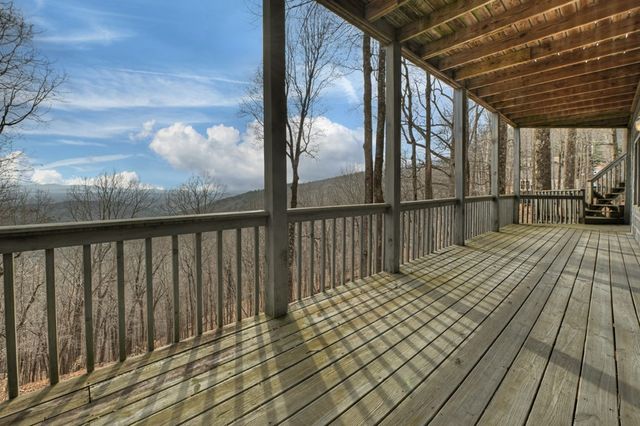 1186 Walnut Ridge, Ellijay, GA 30536