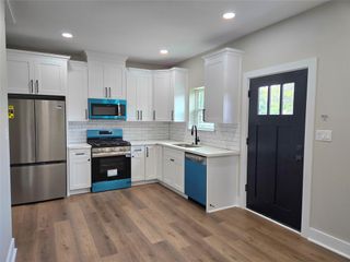 7830 Woodlyn Road B, Houston, TX 77028