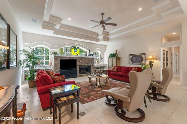 10260 Waters Edge Court, Weeki Wachee, FL 34613