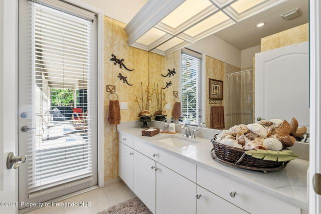 10260 Waters Edge Court, Weeki Wachee, FL 34613