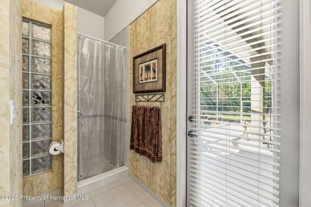 10260 Waters Edge Court, Weeki Wachee, FL 34613