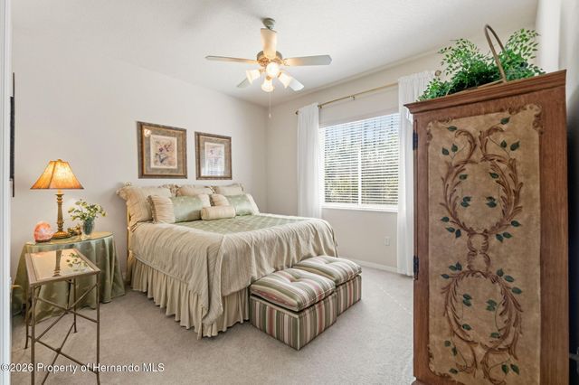 10260 Waters Edge Court, Weeki Wachee, FL 34613