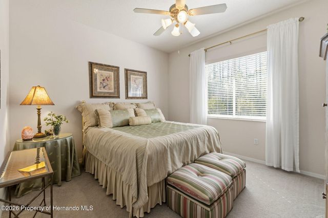 10260 Waters Edge Court, Weeki Wachee, FL 34613