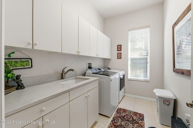 10260 Waters Edge Court, Weeki Wachee, FL 34613