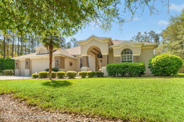 10260 Waters Edge Court, Weeki Wachee, FL 34613