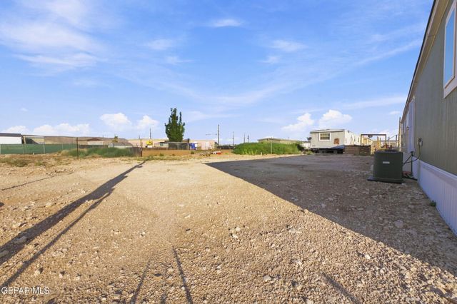742 Canfield Drive, Horizon City, TX 79928