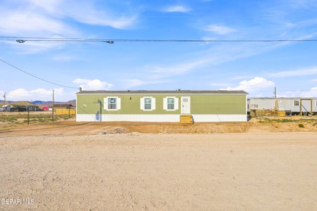 742 Canfield Drive, Horizon City, TX 79928