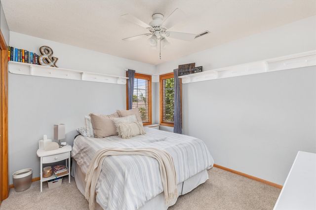 6317 NW 97th Street, Johnston, IA 50131
