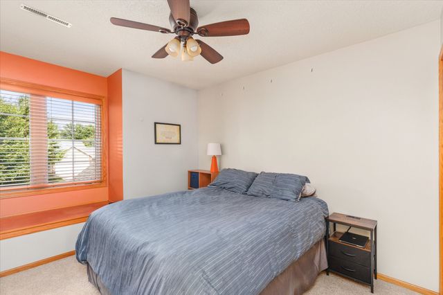 6317 NW 97th Street, Johnston, IA 50131